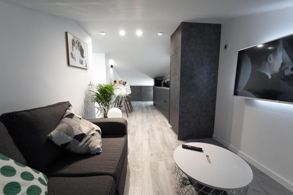 Buhardilla Comillas Beach En Primera Linea De Playa, Wifi, Netflix Esterno foto